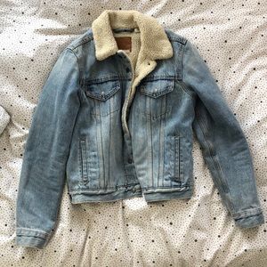 Levi’s Sherpa Wool trucker jacket